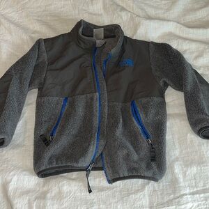 Boys gray North Face Denali jacket